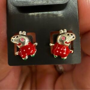 Mini stud peppa pig earrings